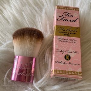 Limited Edition Too Faced Flatbuki Blush Brush